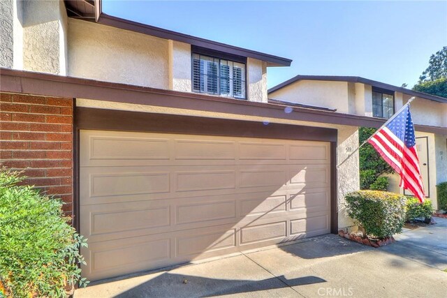 511 W Puente St Unit 4, Covina, CA 91722 - garage featuring driveway