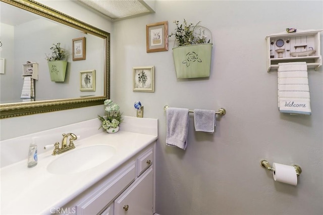511 W Puente St Unit 4, Covina, CA 91722 - bathroom featuring vanity