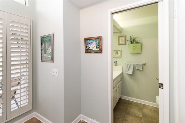 511 W Puente St Unit 4, Covina, CA 91722 - bathroom with vanity and toilet