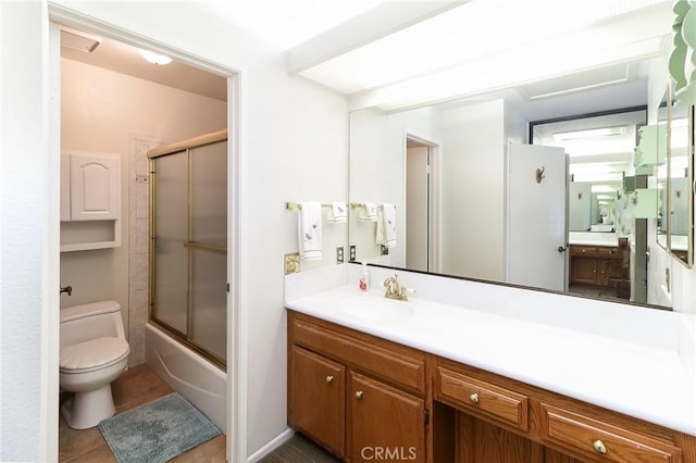 511 W Puente St Unit 4, Covina, CA 91722 - bathroom with vanity, combined bath / shower with glass door, and tile patterned floors
