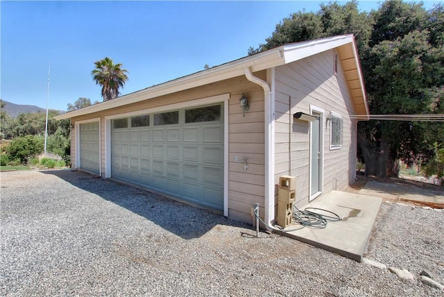 1023 Fremont St, Calimesa, CA 92320 - view of detached garage