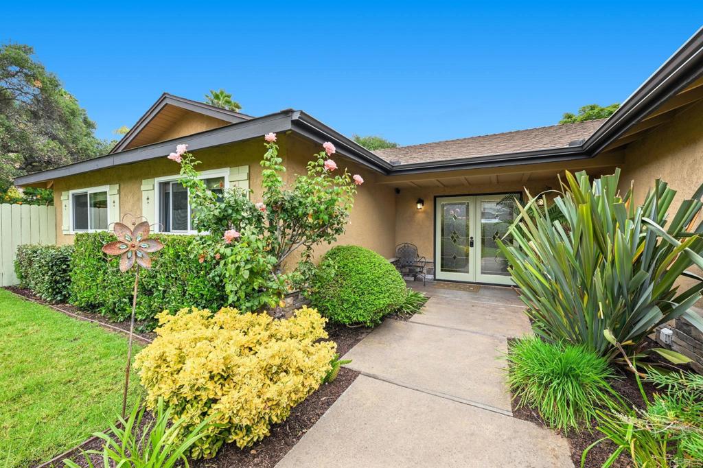 3625 Laketree Dr, Fallbrook, CA 92028 - photo 1