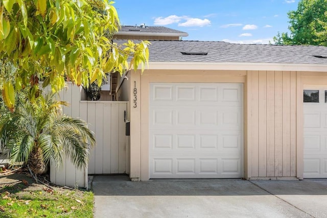 1833 Stonebrook Ln, Encinitas, CA 92024 - garage with driveway