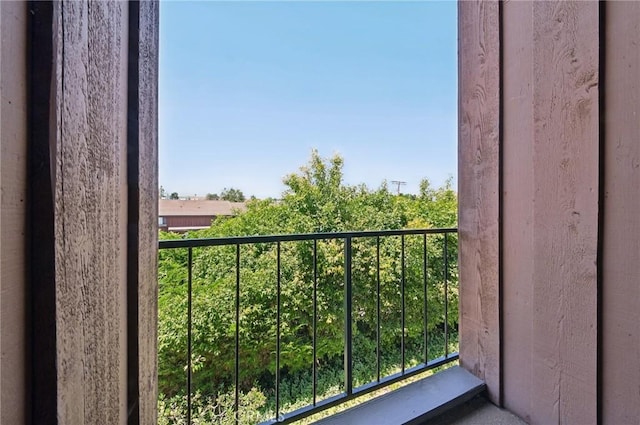 1984 Mount Shasta Dr, San Pedro, CA 90732 - view of balcony