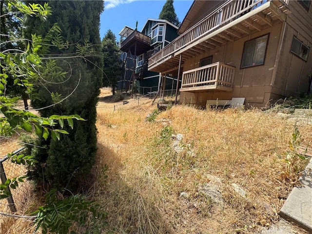 23789 Zuger, Crestline, CA 92325 - view of yard featuring a balcony