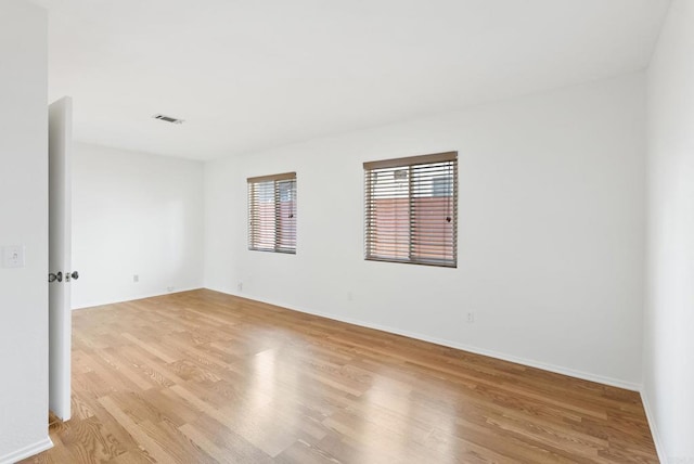 2009 Pointer Gln, Escondido, CA 92029 - unfurnished room featuring light wood-type flooring