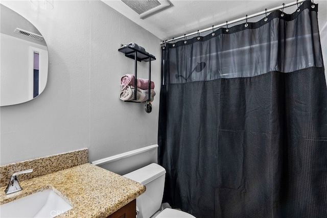 10155 De Soto Ave Unit 104, Chatsworth, CA 91311 - full bathroom featuring vanity and a shower with shower curtain