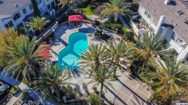 25401 Holly Beach Dr, Saugus, CA 91350 - aerial view of a pool