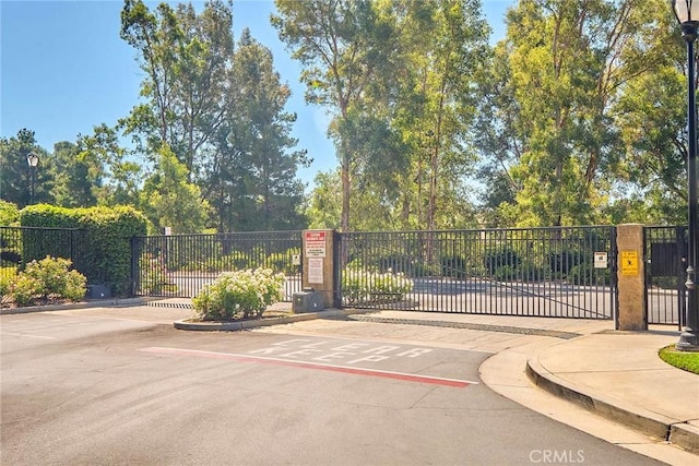 25401 Holly Beach Dr, Saugus, CA 91350 - view of gate