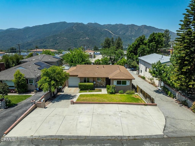 3910 Vista Ct, La Crescenta, CA 91214 - view of front of property featuring a mountain view and stucco siding