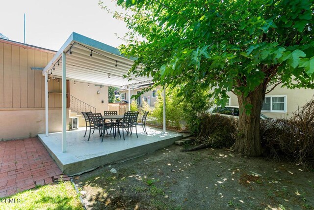 3910 Vista Ct, La Crescenta, CA 91214 - view of patio / terrace