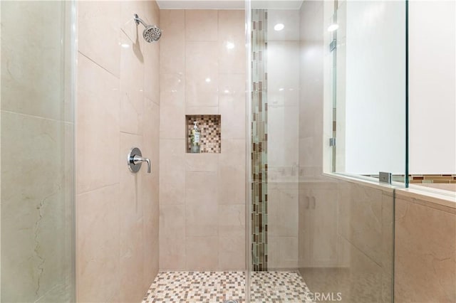 7021 Shoshone Ave, Lake Balboa, CA 91406 - bathroom with a shower stall