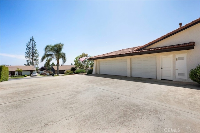 9430 Valley View St, Rancho Cucamonga, CA 91737 - view of garage