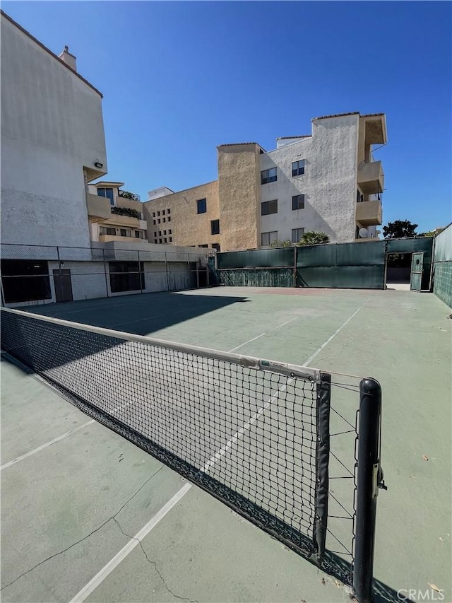 5310 Zelzah Ave Unit 312, Encino, CA 91316 - view of tennis court