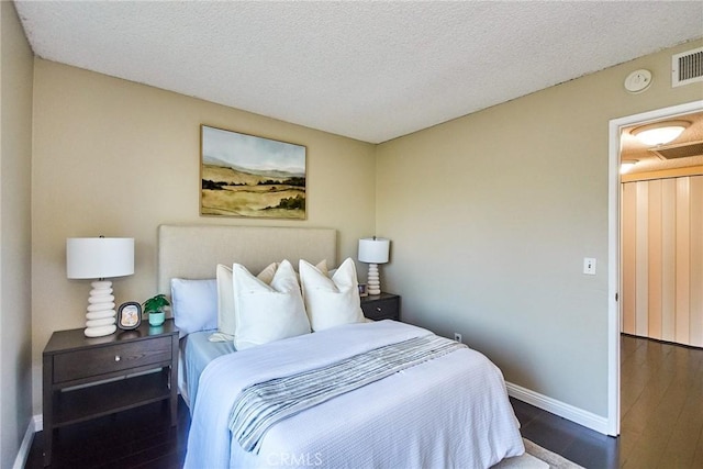 1116 Cleghorn Dr Unit B, Diamond Bar, CA 91765 - bedroom with wood finished floors and a textured ceiling