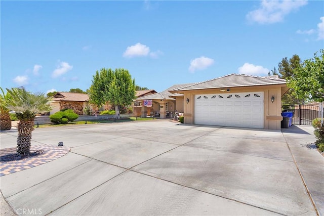 14927 Tournament Dr, Helendale, CA 92342 - photo 2