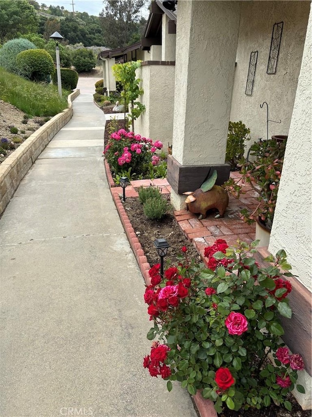 26328 Oak Highland Dr Unit C, Newhall, CA 91321 - photo 3