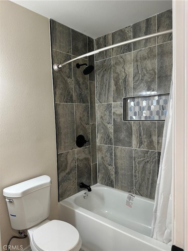 2311 5th St, Riverside, CA 92507 - bathroom featuring shower / bath combination with curtain