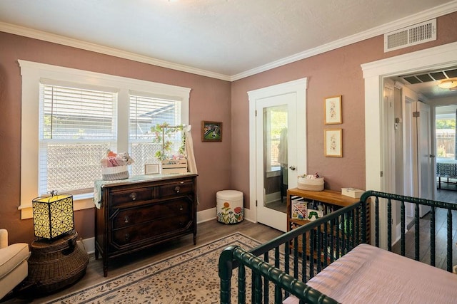 1396 N Ferger Ave, Fresno, CA 93728 - bedroom featuring wood finished floors and crown molding