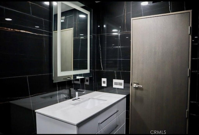 2727 Pine Creek Cir, Fullerton, CA 92835 - bathroom with tile walls and vanity
