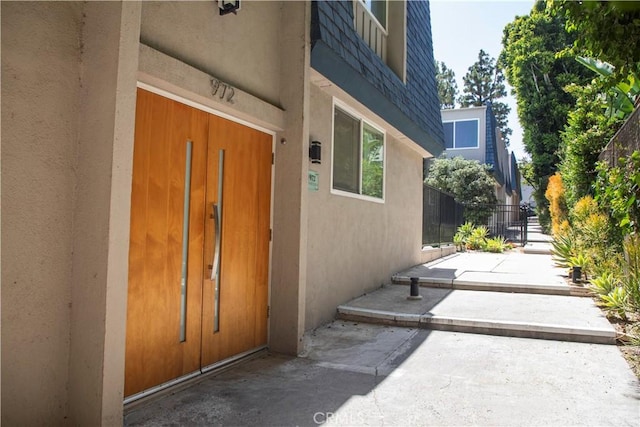 972 Larrabee St Unit 119, West Hollywood, CA 90069 - view of exterior entry with stucco siding