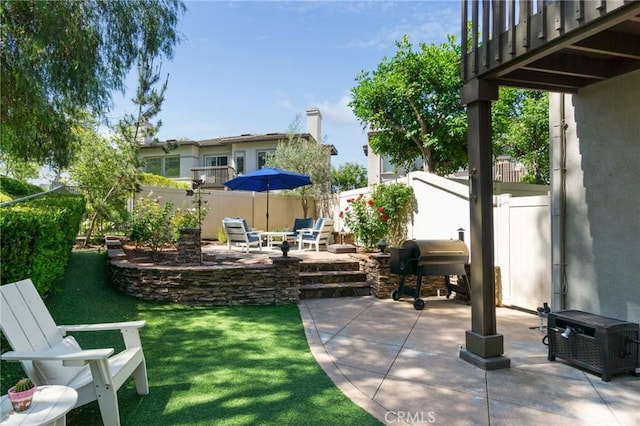 22 Brassie Ln, Coto De Caza, CA 92679 - fenced backyard featuring a patio area