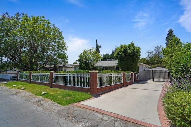 5525 Costello Ave, Sherman Oaks, CA 91401 - view of front facade with a gate and a fenced front yard