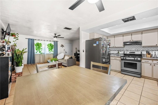 15805 Newmont Ave, Lancaster, CA 93535 - photo 9