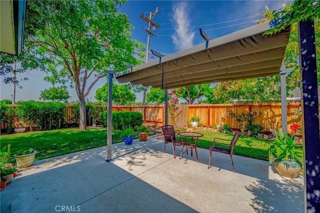 2601 Hoover Ct, Merced, CA 95340 - fenced backyard featuring a patio