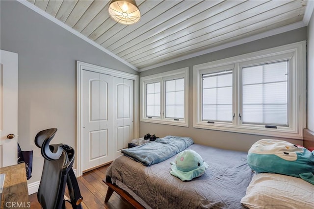 5837 Los Arcos Way, Buena Park, CA 90620 - bedroom featuring wood ceiling, vaulted ceiling, crown molding, a closet, and hardwood / wood-style floors