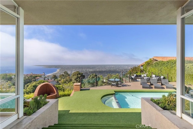 952 Via Del Monte, Palos Verdes Estates, CA 90274 - view of property's community featuring a patio area and a swimming pool