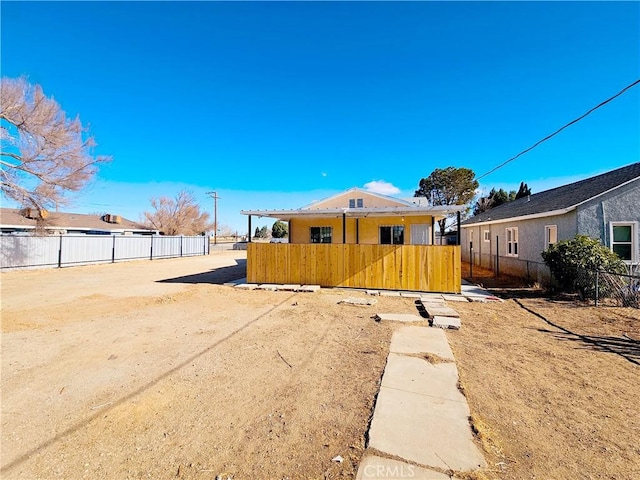 15951 M St, Mojave, CA 93501 - back of house