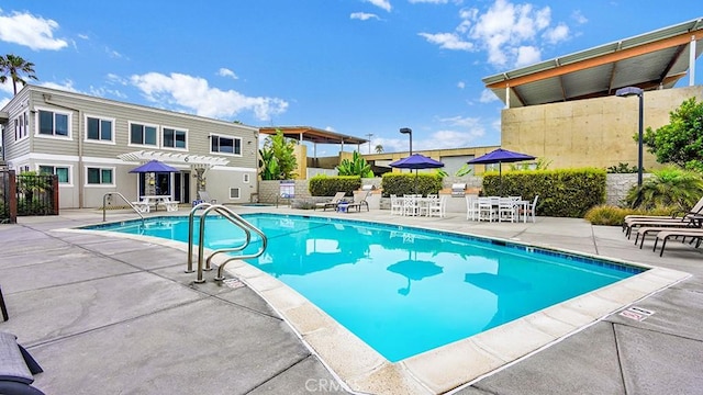 1202 N Pacific St Unit 203A, Oceanside, CA 92054 - community pool with a patio area