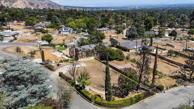 1068 Dolores Dr, Altadena, CA 91001 - photo 18