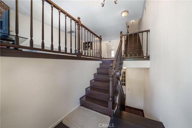 18100 Burbank Blvd Unit 11, Tarzana, CA 91356 - view of stairway