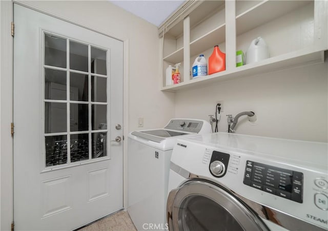 18100 Burbank Blvd Unit 11, Tarzana, CA 91356 - laundry area with independent washer and dryer