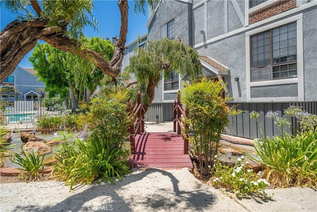 18100 Burbank Blvd Unit 11, Tarzana, CA 91356 - view of home's community
