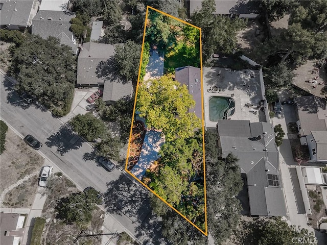 3828 2nd Ave, La Crescenta, CA 91214 - aerial view of residential area with property parcel outlined and a pool