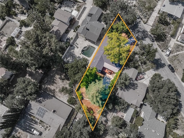 3828 2nd Ave, La Crescenta, CA 91214 - aerial view of residential area with property parcel outlined