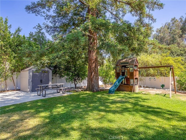 3828 2nd Ave, La Crescenta, CA 91214 - view of yard with a playground, a patio, and a shed