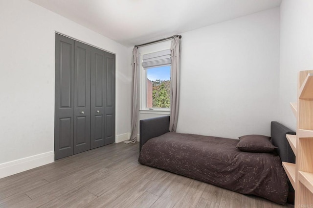 4470 Caminito Tecera, Del Mar, CA 92014 - bedroom with wood finished floors and a closet