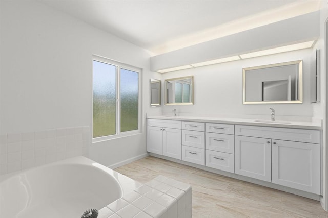 13443 Black Hills Rd, San Diego, CA 92129 - full bath featuring double vanity and a garden tub