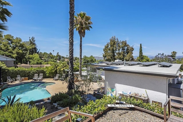 1001 Ontario St, Escondido, CA 92025 - view of pool featuring a pool with connected hot tub and a patio