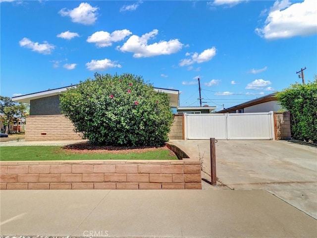 2310 W 169th Pl, Torrance, CA 90504 - view of property exterior featuring stucco siding