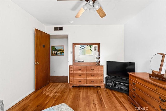 603 Reed Park Dr, Chico, CA 95926 - bedroom featuring light wood-style flooring and a ceiling fan