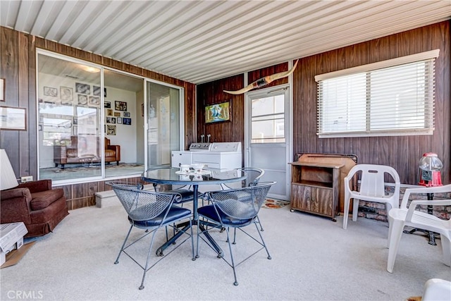 4750 W 191st St, Torrance, CA 90503 - sunroom featuring independent washer and dryer