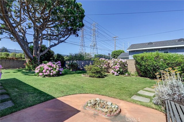 4750 W 191st St, Torrance, CA 90503 - fenced backyard featuring a patio area