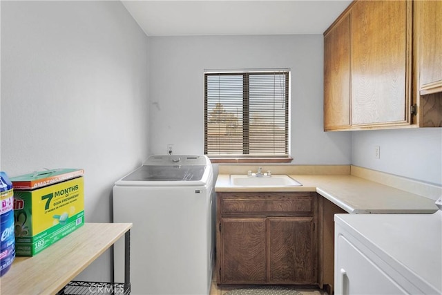 19678 Red Feather Rd, Apple Valley, CA 92307 - laundry room with cabinet space