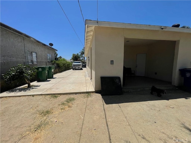 1012 Feliz Dr, Bakersfield, CA 93307 - view of parking / parking lot