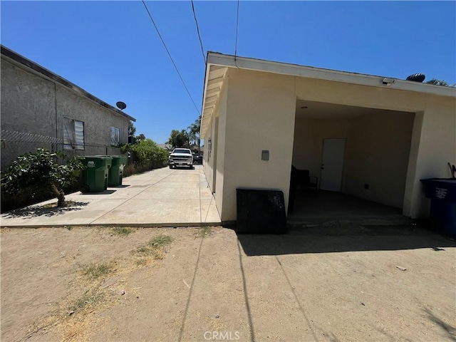 1012 Feliz Dr, Bakersfield, CA 93307 - exterior space